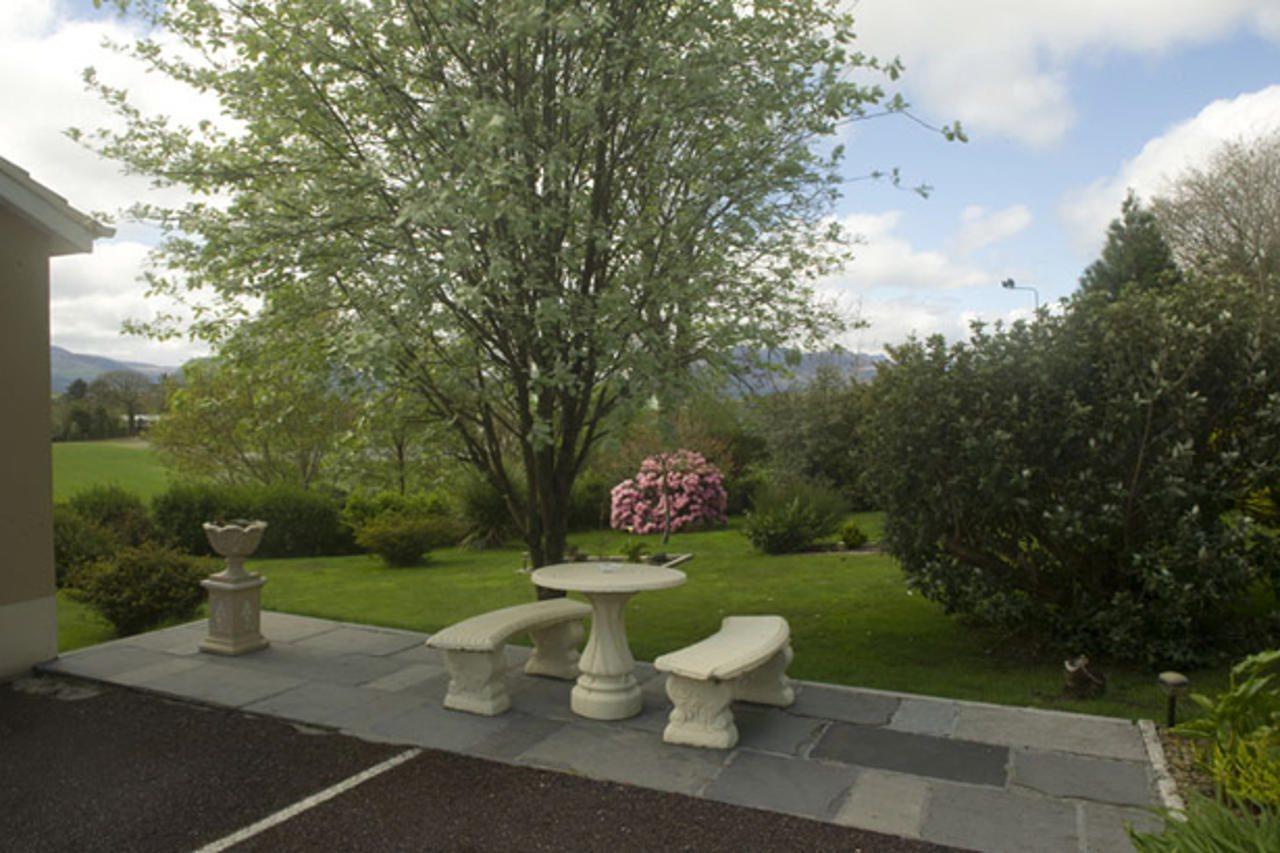 Reeks View Bed and Breakfast Teernaboul Buitenkant foto